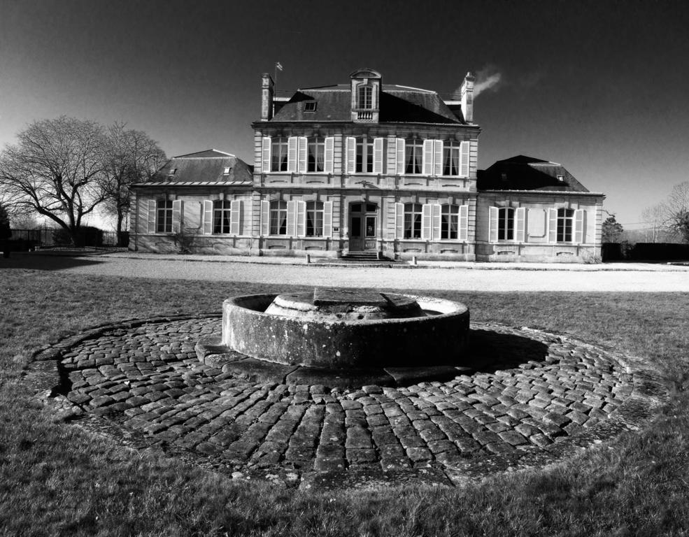 Grand Gite 15 Personnes, 9 Chambres, 100Km De Paris En Exclusivite Septmonts Exterior foto